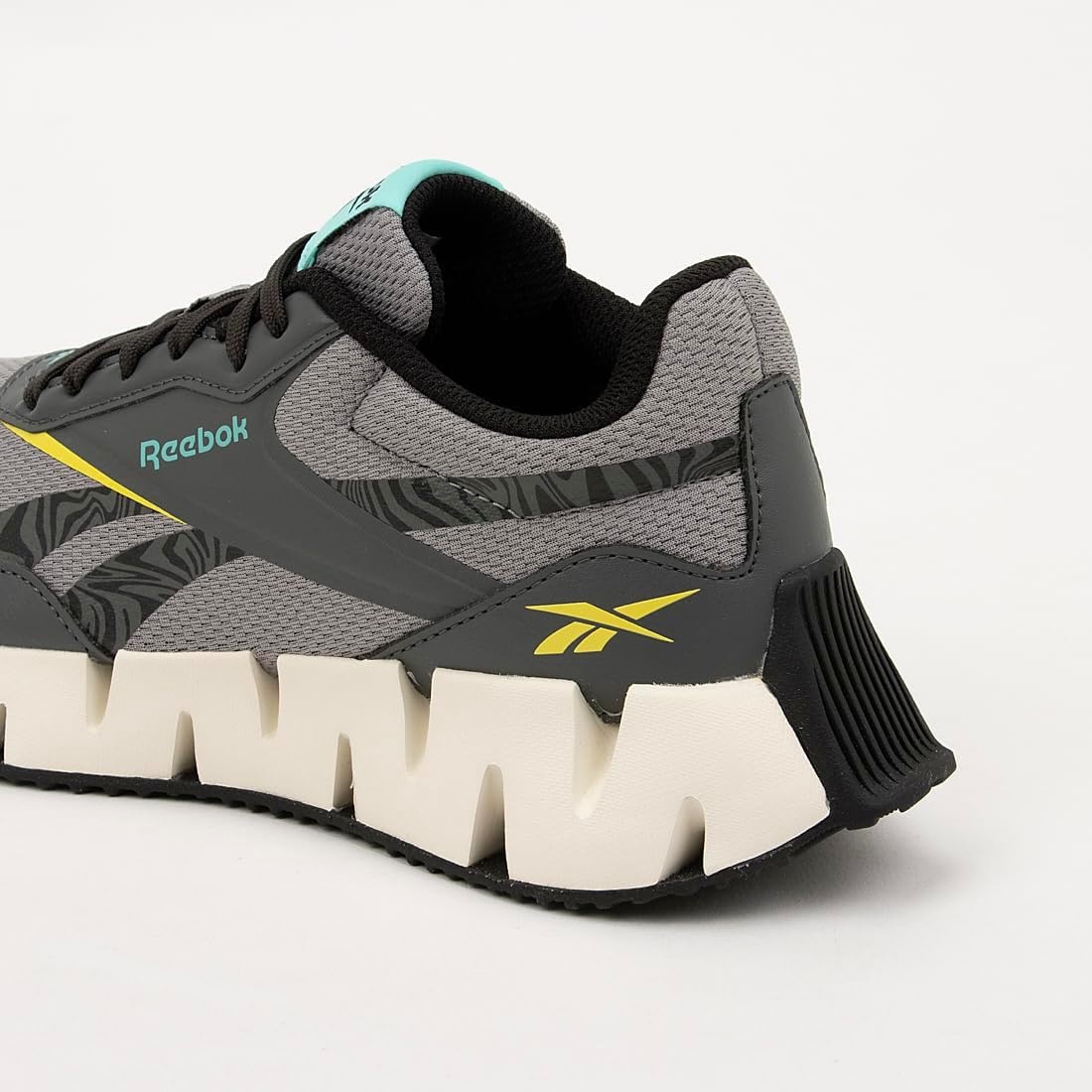 image:imageReebok Zig Dynamica STRGreyChalk