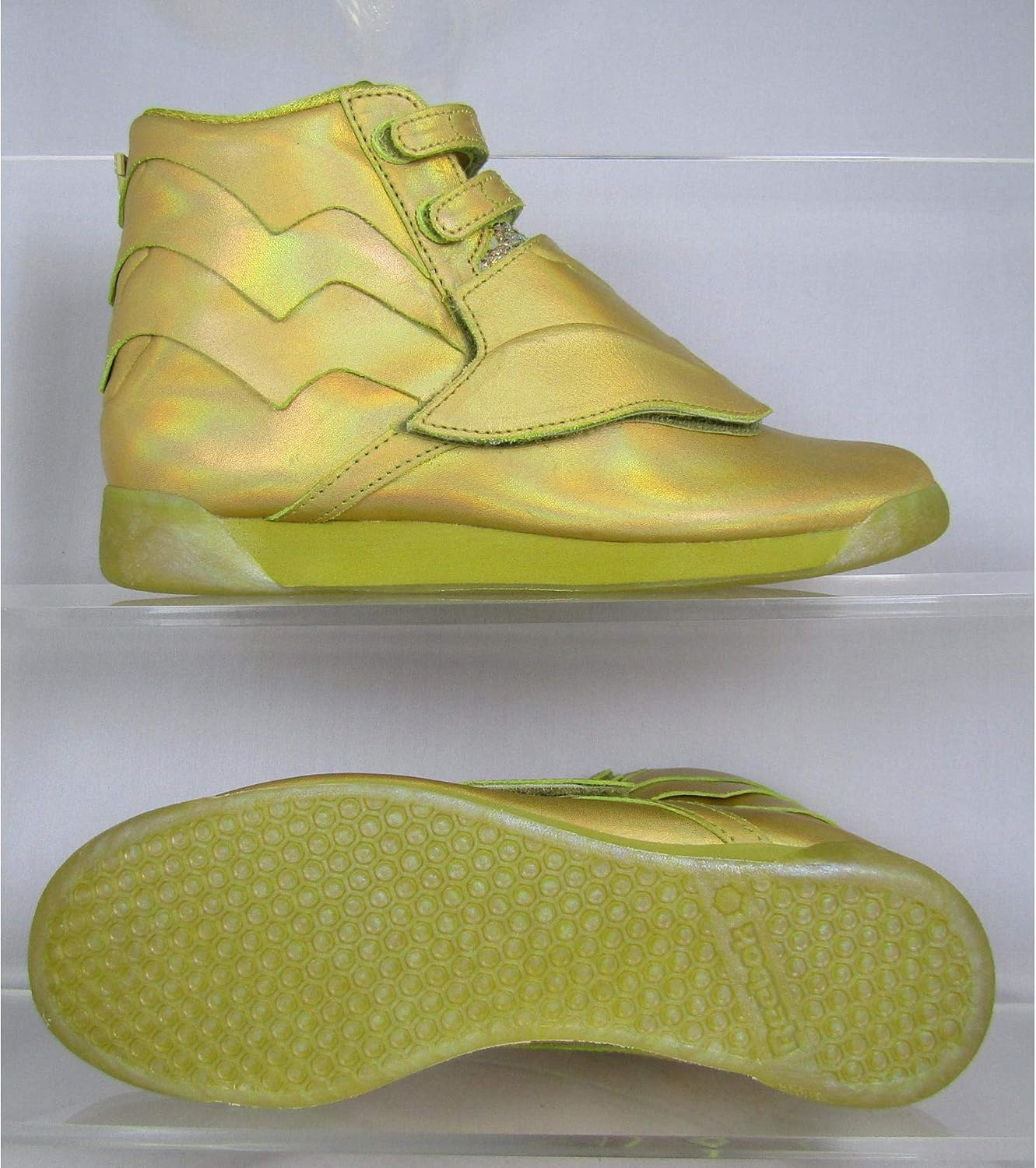 image:imageReebok Womens Freestyle Hi High Top Basketball SneakersGold MetallicExcellent Red